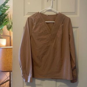 Women Brown V-Neck Shirt-
Blouse small made in China